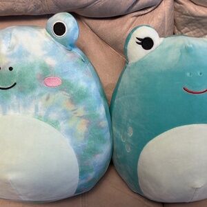 2 Squishmallows